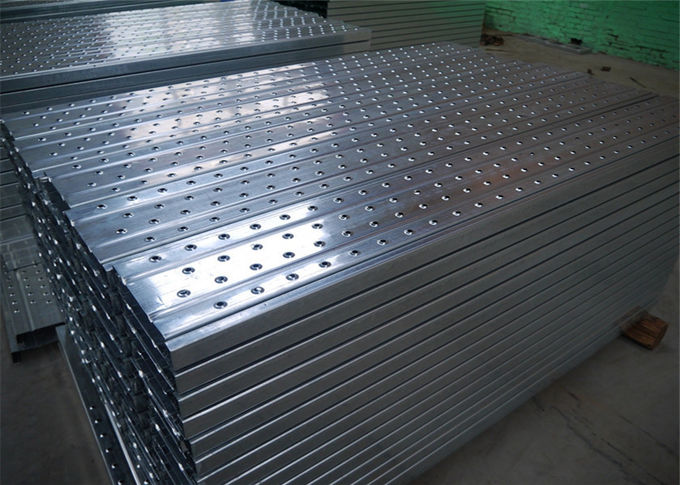 Armature di alluminio durevole delle plance della passeggiata delle plance dei costruttori una lunghezza di 730 - 3070 millimetri
